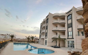 Luxury 1 Bedroom Sea Front Apartment